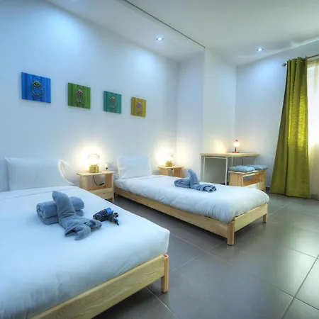 Bright & Large 2bedrooms In Center Mpor1-1 *