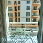 شقة Bright & Large 2bedrooms In Center Mpor1-1 *