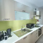 شقة Bright & Large 2bedrooms In Center Mpor1-1 *