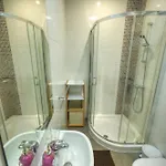 Bright & Large 2bedrooms In Center Mpor1-1