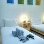 Bright & Large 2bedrooms In Center Mpor1-1 شقة *