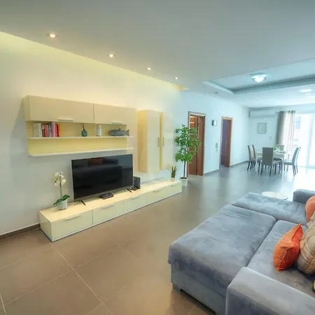 Bright & Large 2bedrooms In Center Mpor1-1 公寓 *