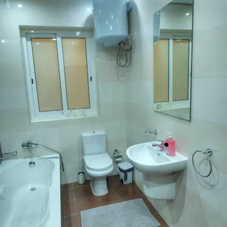 Bright & Large 2bedrooms In Center Mpor1-1 Sliema