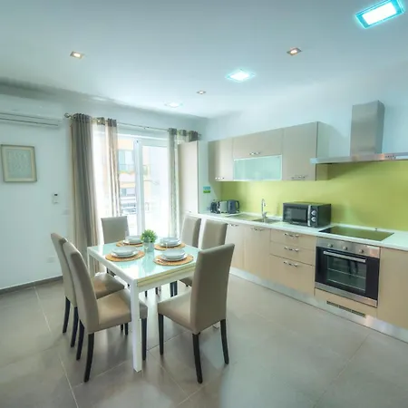 Bright & Large 2bedrooms In Center Mpor1-1 * Sliema