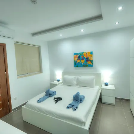 Bright & Large 2bedrooms In Center Mpor1-1 Sliema