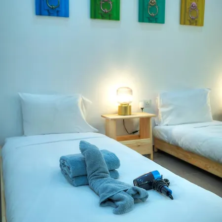 Bright & Large 2bedrooms In Center Mpor1-1 *